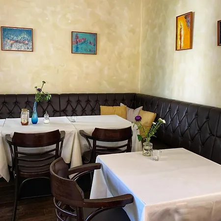 Hotel Augusta Trarbach 3*